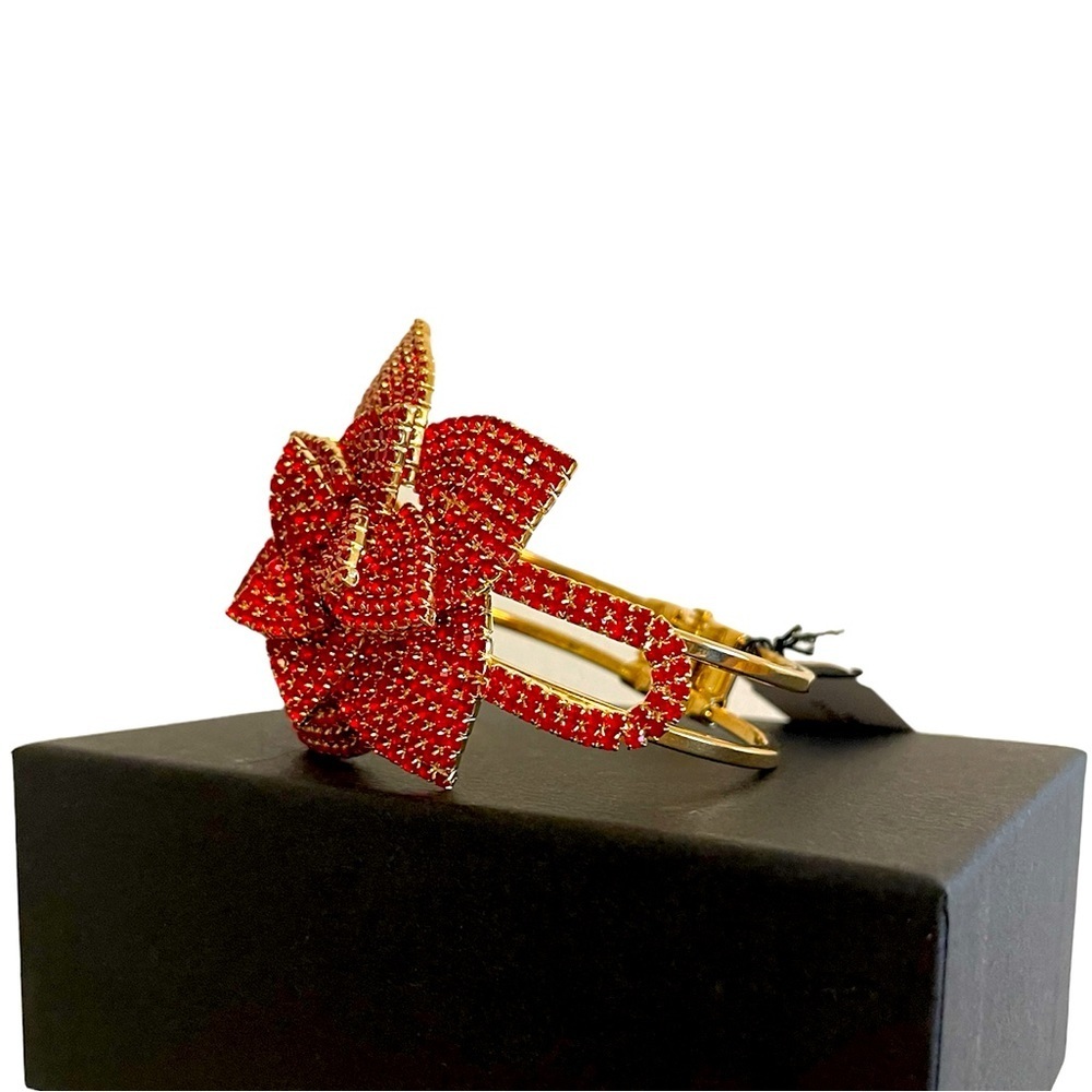 NWT Natasha red flower bangle cuff - gold tone
